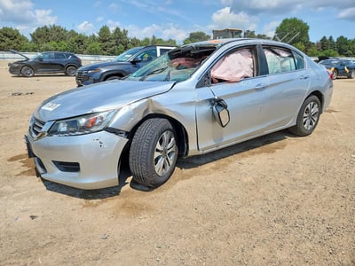 1HGCR2F33FA****** 2015 Honda Accord