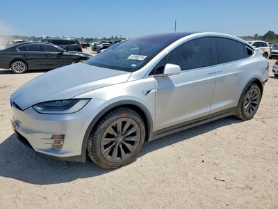 5YJXCDE21JF****** 2018 Tesla Model X