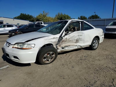 1HGCG327X1A****** 2001 Honda Accord