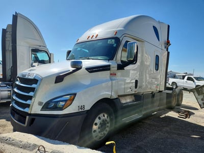 3AKJHHDR2LS****** 2020 Freightliner Cascadia