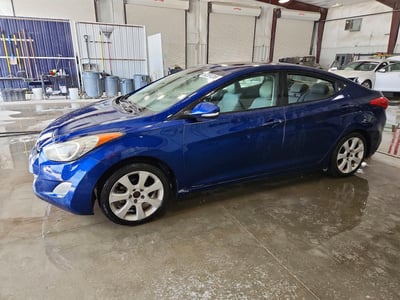 KMHDH4AE9DU****** 2013 Hyundai Elantra