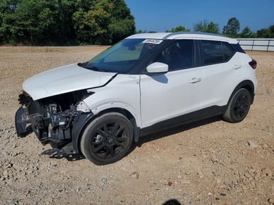 2023 Nissan Kicks