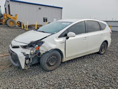 JTDZN3EU3GJ****** 2016 Toyota Prius V