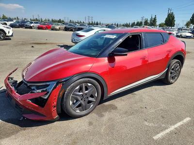 5XYC34JA6SG****** 2025 Kia EV6