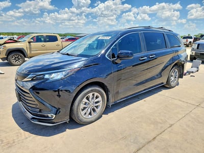 2023 Toyota Sienna