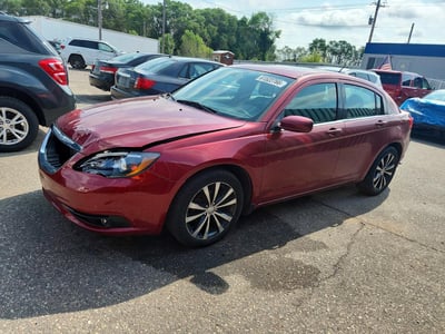 1C3CCBBG6EN****** 2014 Chrysler 200