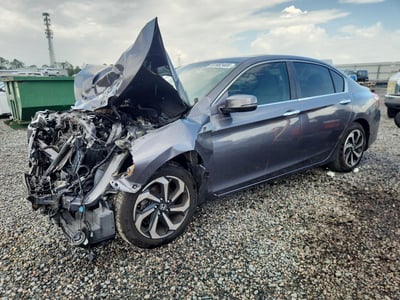 1HGCR2F70GA****** 2016 Honda Accord