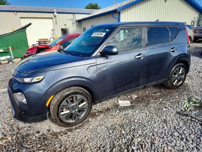 KNDJ23AU3M7****** 2021 Kia Soul