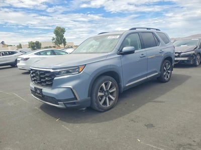 5FNYG1H70PB****** 2023 Honda Pilot