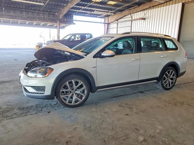 3VWH17AUXHM****** 2017 Volkswagen Golf Alltrack