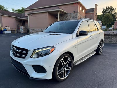 4JGDA6EBXJB****** 2018 Mercedes-Benz GLE-Class