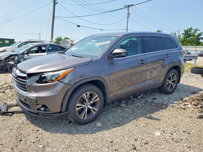 5TDJKRFH5GS****** 2016 Toyota Highlander