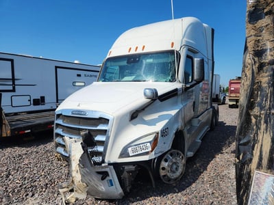3AKJHHDRXNS****** 2022 Freightliner Cascadia 126