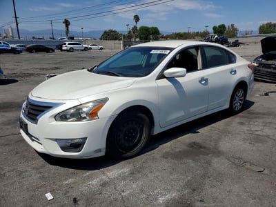 1N4AL3AP3DN****** 2013 Nissan Altima