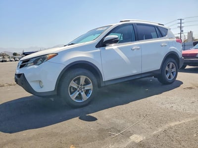 2T3WFREV5FW****** 2015 Toyota RAV4