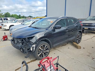 JN1BJ1CR1JW****** 2018 Nissan Rogue Sport