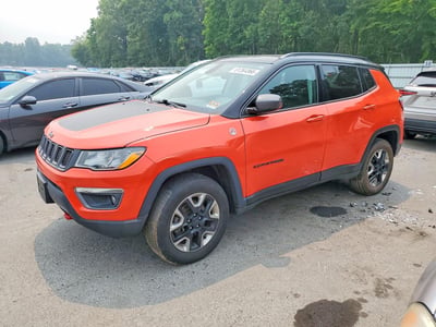 3C4NJDDB9JT****** 2018 Jeep Compass