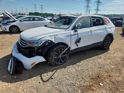 3VV3B7AX1NM****** 2022 Volkswagen Tiguan