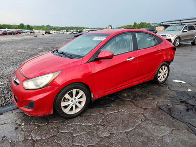 KMHCU4AE0DU****** 2013 Hyundai Accent