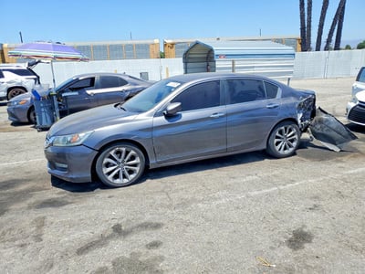 1HGCR2F54FA****** 2015 Honda Accord