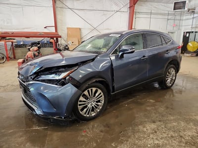 JTEAAAAH2MJ****** 2021 Toyota Venza