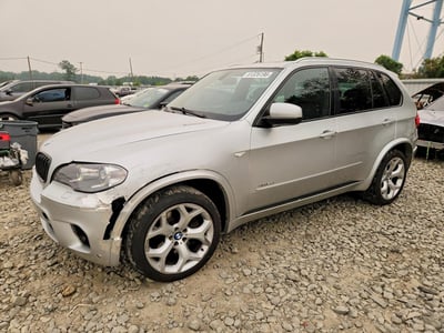 5UXZV8C5XCL****** 2012 BMW X5
