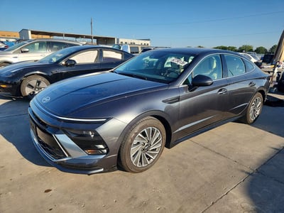 2025 Hyundai Sonata Hybrid