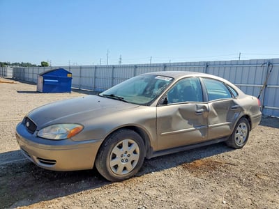 1FAFP53214G****** 2004 Ford Taurus