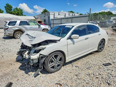 1HGCR2F16HA****** 2017 Honda Accord