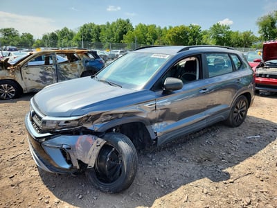 3VVCX7B29NM****** 2022 Volkswagen Taos