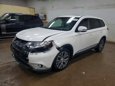 JA4AD3A37HZ****** 2017 Mitsubishi Outlander