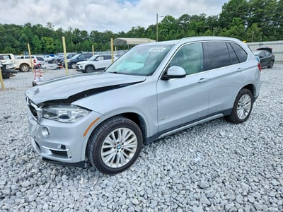5UXKR0C56G0****** 2016 BMW X5