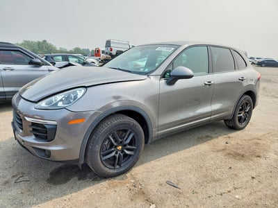 WP1AA2A27GL****** 2016 Porsche Cayenne