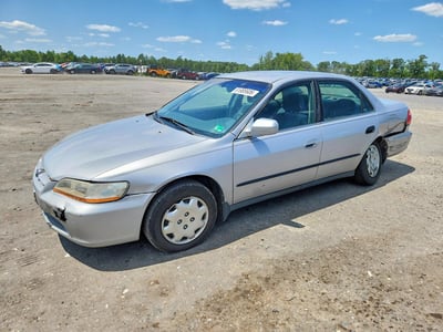 1HGCG6651YA****** 2000 Honda Accord