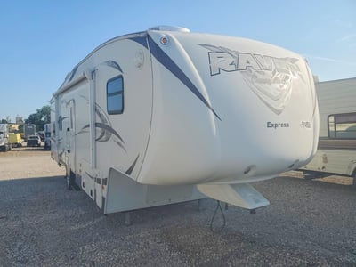 54CBA0S28D1****** 2013 Winnebago Trl 48ft