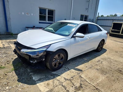 5NPLS4AG0NH****** 2022 Hyundai Elantra