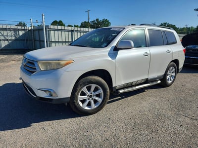 5TDZK3EHXBS****** 2011 Toyota Highlander
