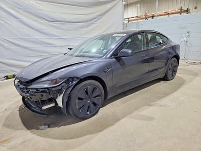 5YJ3E1EB7RF****** 2024 Tesla Model 3