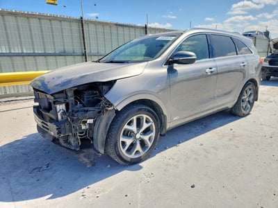 5XYPKDA18GG****** 2016 Kia Sorento