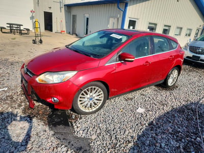 1FAHP3M2XCL****** 2012 Ford Focus