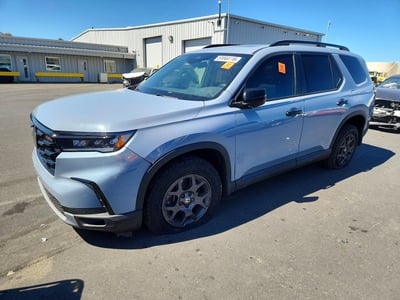 5FNYG1H65PB****** 2023 Honda Pilot