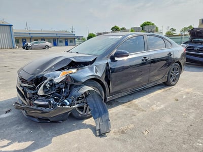 3KPF34AD8ME****** 2021 Kia Forte