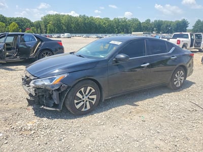 2020 Nissan Altima
