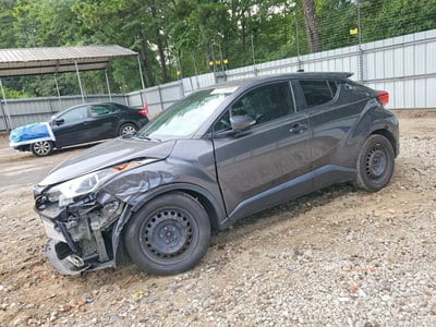 NMTKHMBX1KR****** 2019 Toyota C-HR