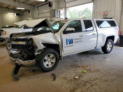 1GCVKREC6JZ****** 2018 Chevrolet Silverado