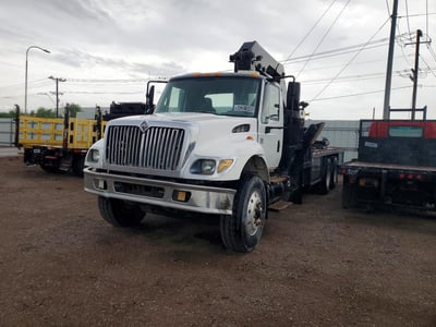 1HTWGADT62J****** 2002 International 7400