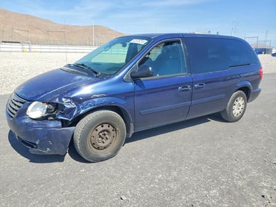 2005 Chrysler Town & Country