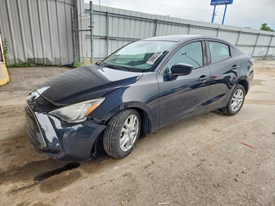 3MYDLBYV3HY****** 2017 Toyota Yaris