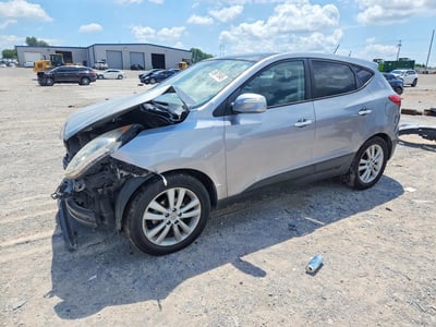 KM8JU3AC2BU****** 2011 Hyundai Tucson
