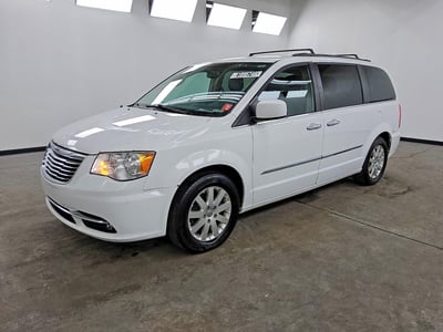 2016 Chrysler Town & Country